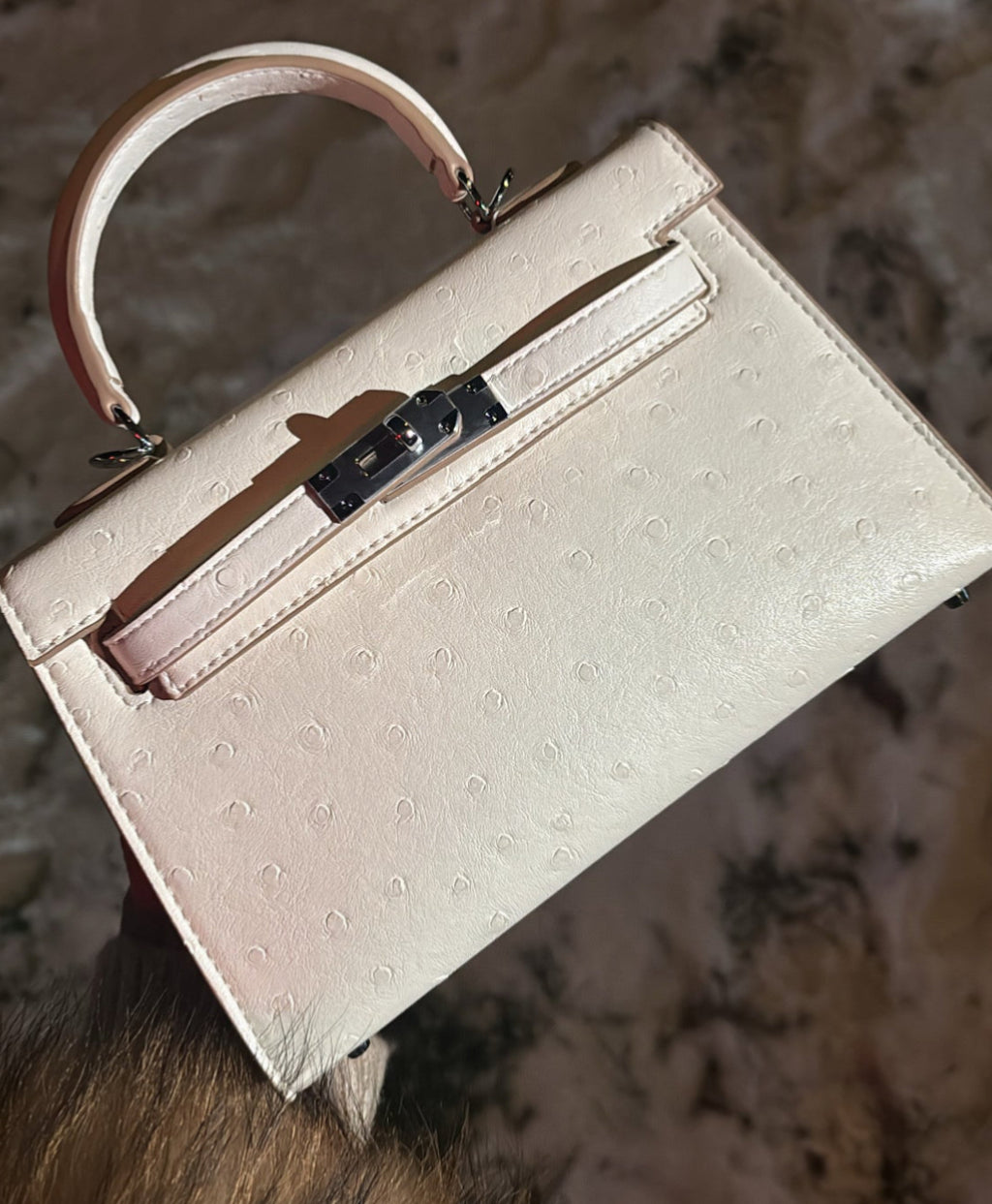 Sac «Blanc Perle» boucle argenté
